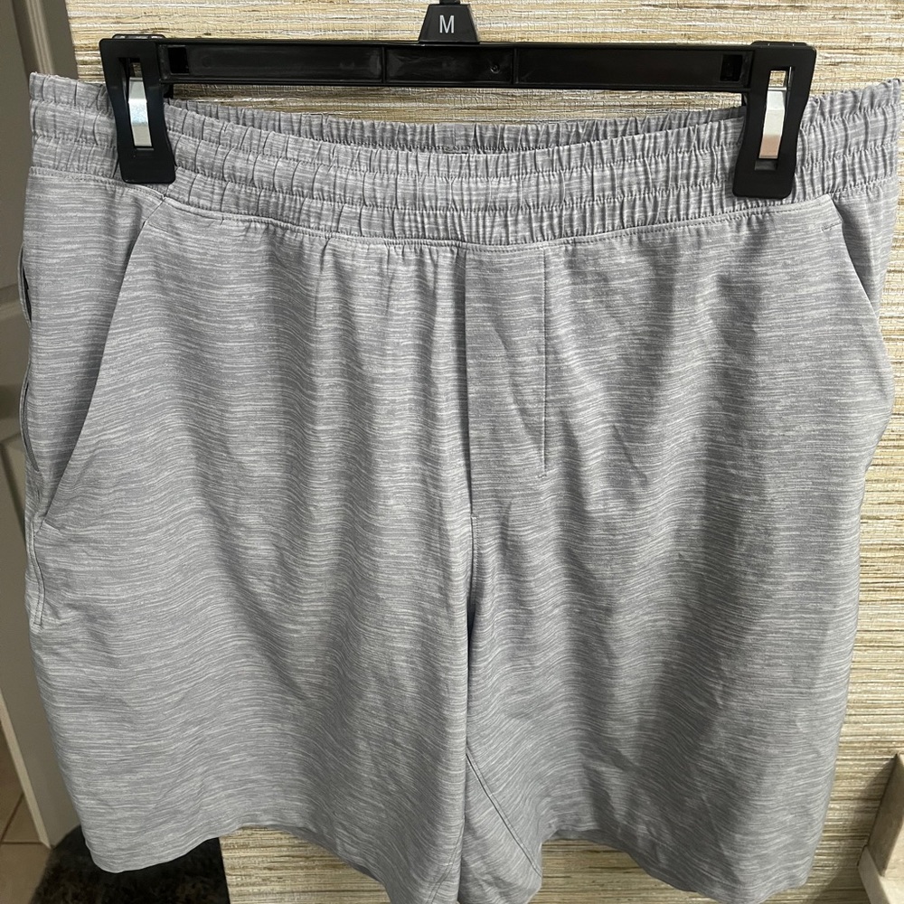 Men’s lululemon shorts